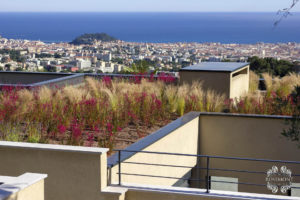 Une vue sur la Baie des Anges