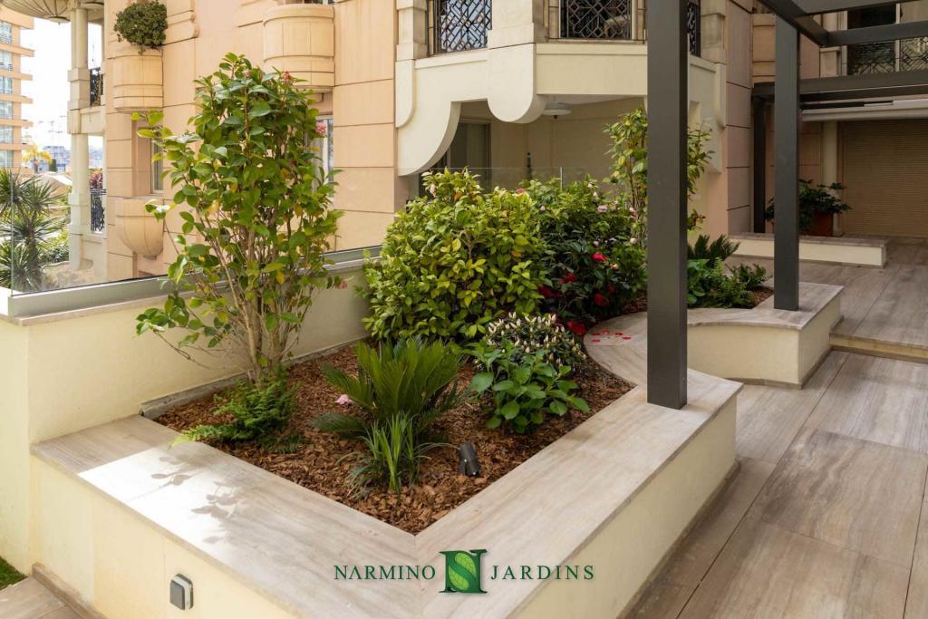 Un jardin privé entretenu par Narmino Jardins