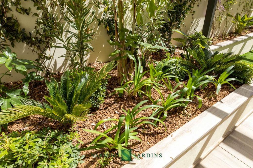 Un jardin privé entretenu par Narmino Jardins