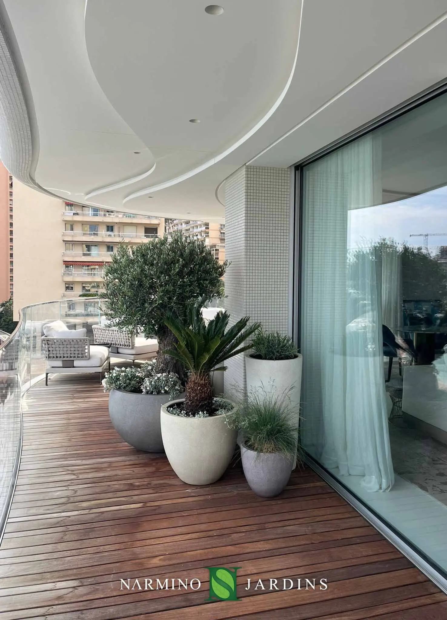 Entretien et décoration de terrasses et balcons